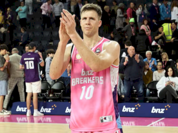 The Ultimate Pro-Am Experience: Golf with Tom Abercrombie & The Clubroom