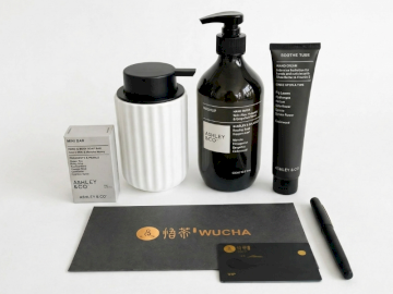 Luxury Ashley & Co Pamper & 2 x Wucha VIP gift cards